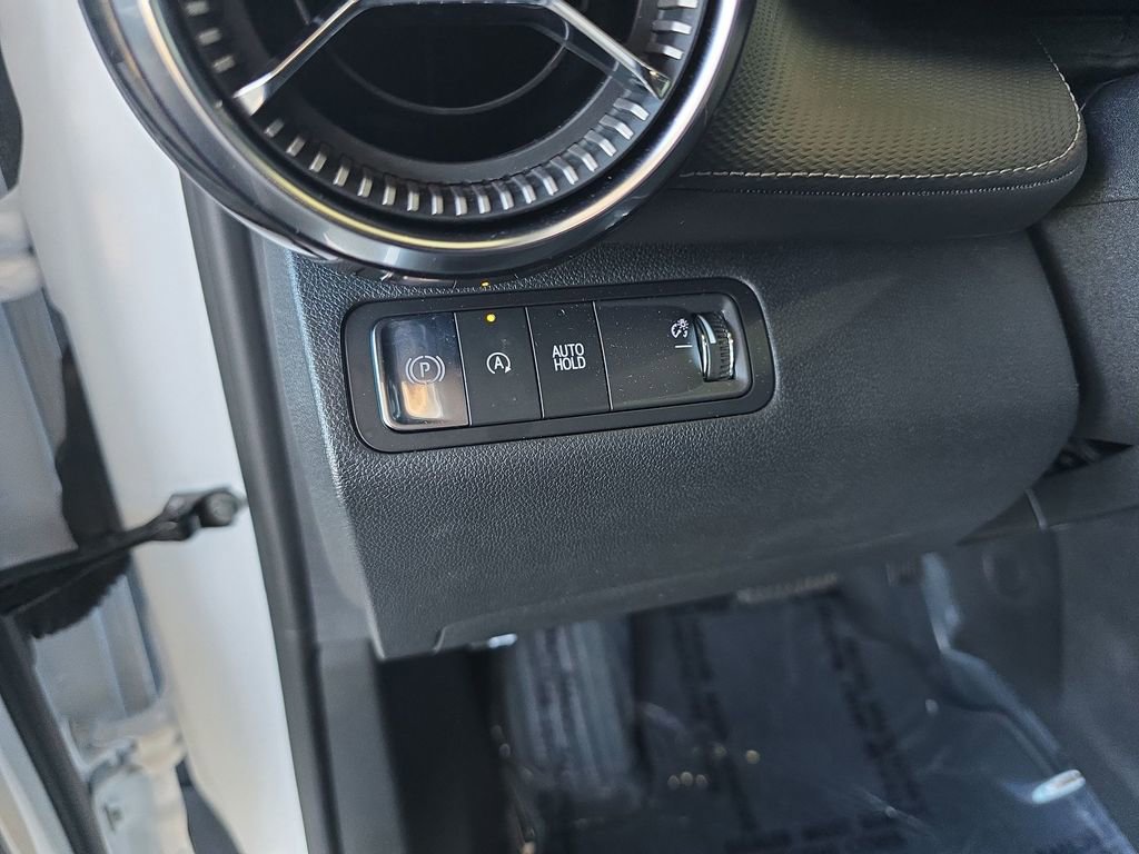 New 2025 Chevrolet Equinox LT image 19