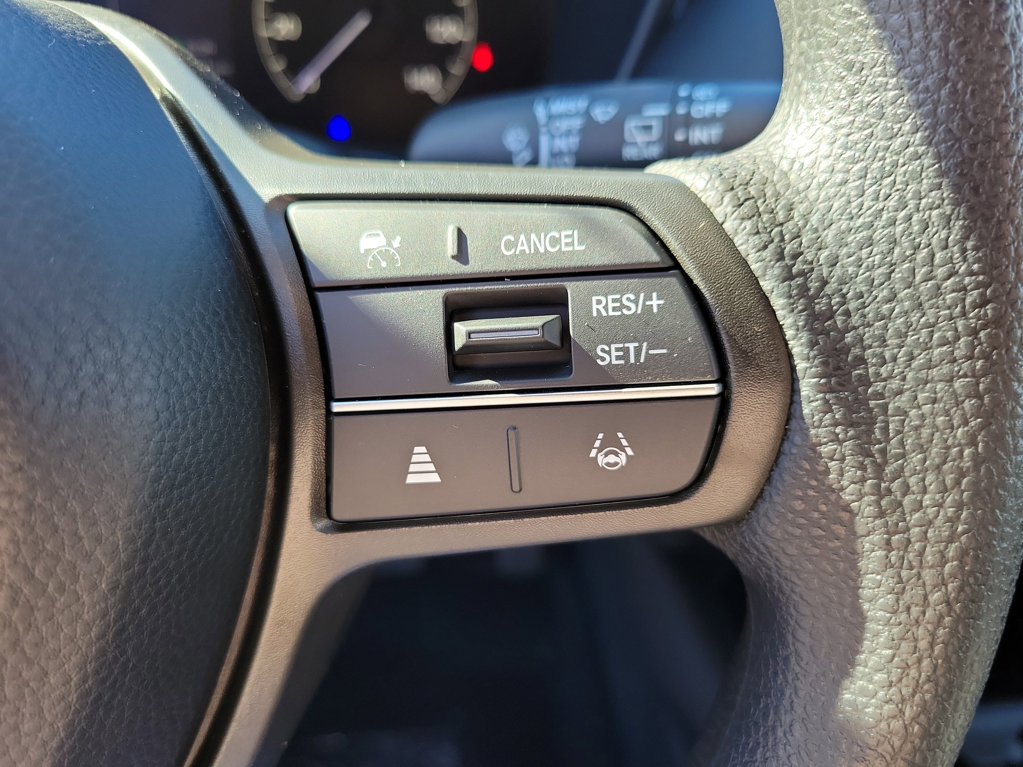 New 2026 Honda HR-V LX image 30