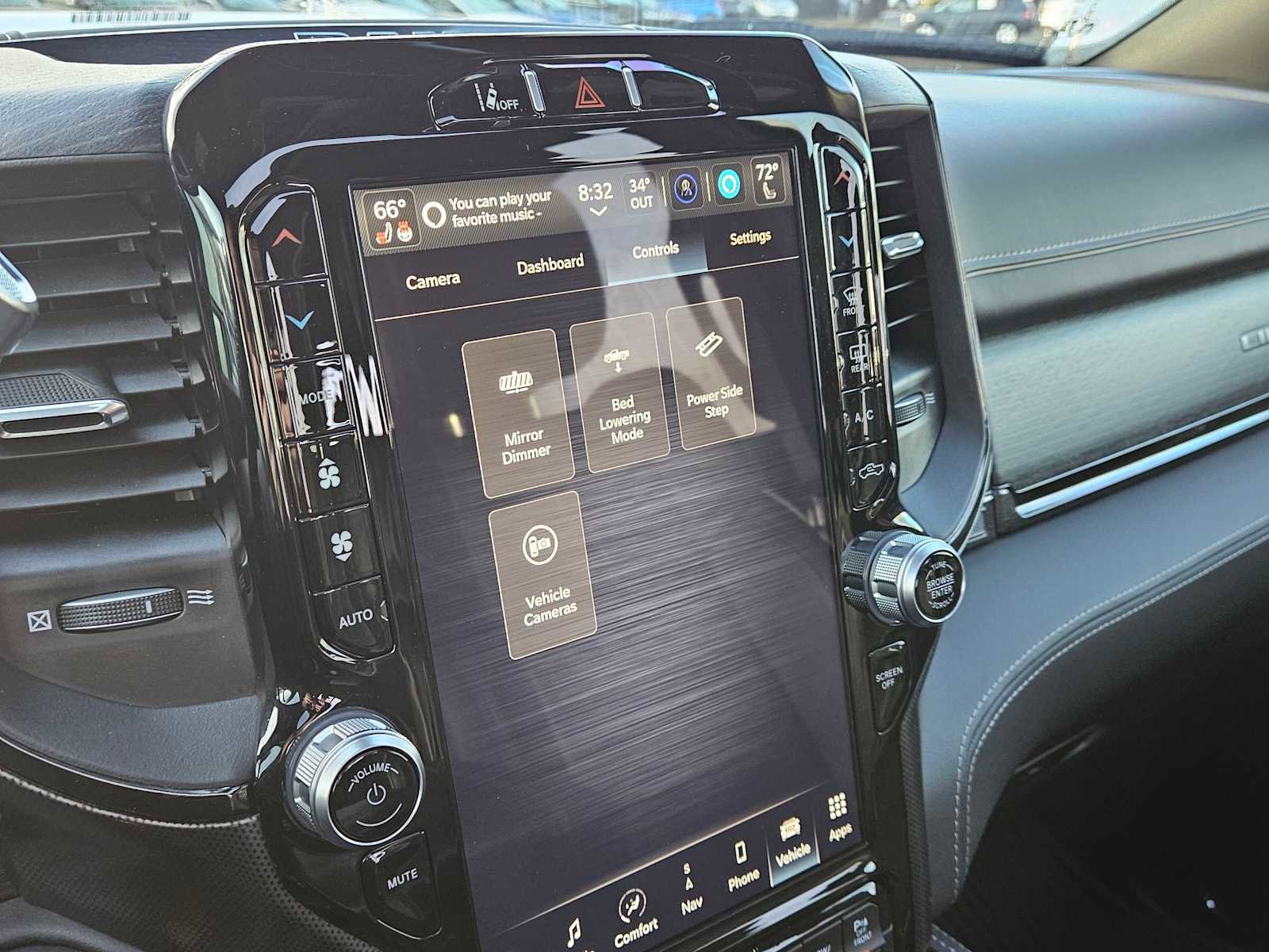 Used 2023 RAM 2500 Limited image 29