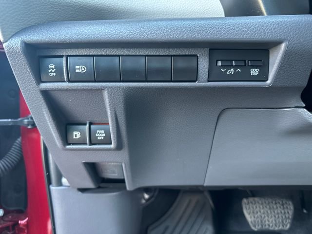 Used 2023 Toyota Sienna LE FWD image 15