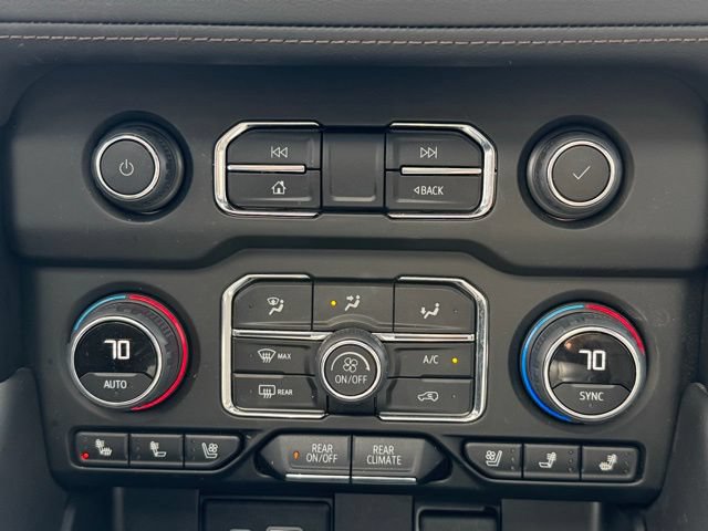Certified 2024 Chevrolet Tahoe High Country AWD/4WD image 17