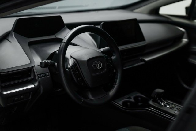 Used 2024 Toyota Prius LE image 11