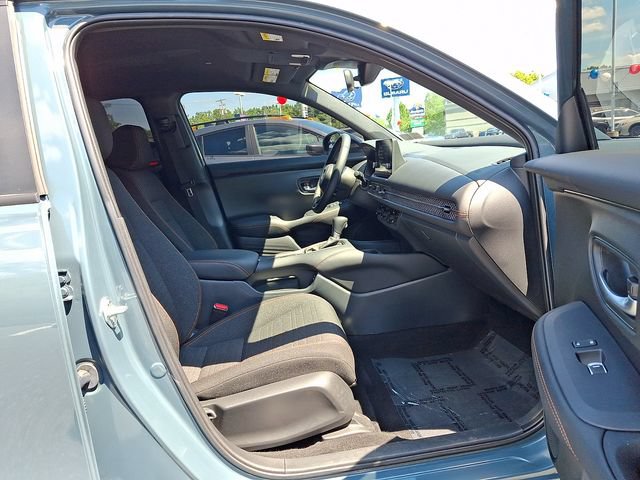 Used 2025 Honda HR-V Sport image 45