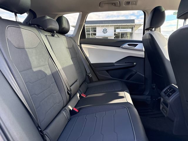 New 2026 Volkswagen Taos SE AWD/4WD image 11