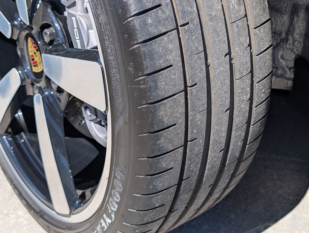 Certified 2021 Porsche 911 Targa 4 w/ Premium Package image 33