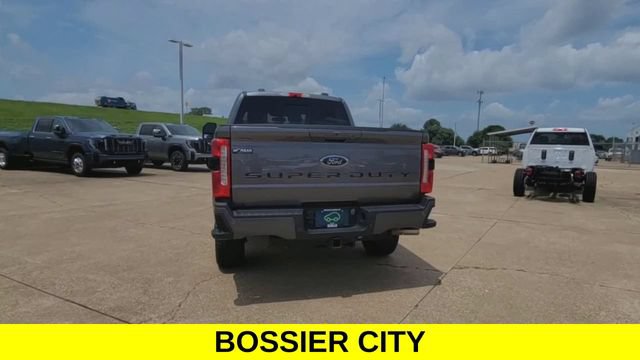 Used 2023 Ford F250 Lariat w/ Sport Appearance Package AWD/4WD image 8