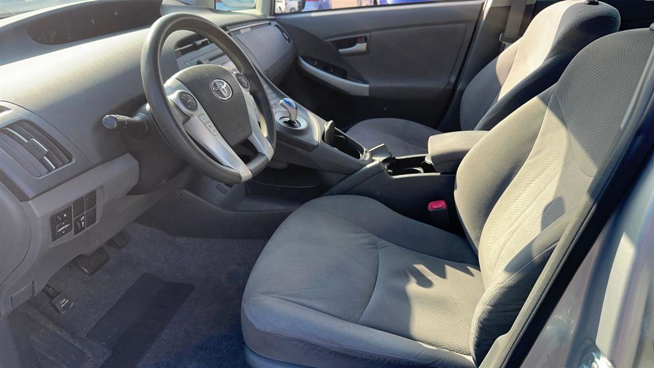 Used 2010 Toyota Prius Two FWD image 34