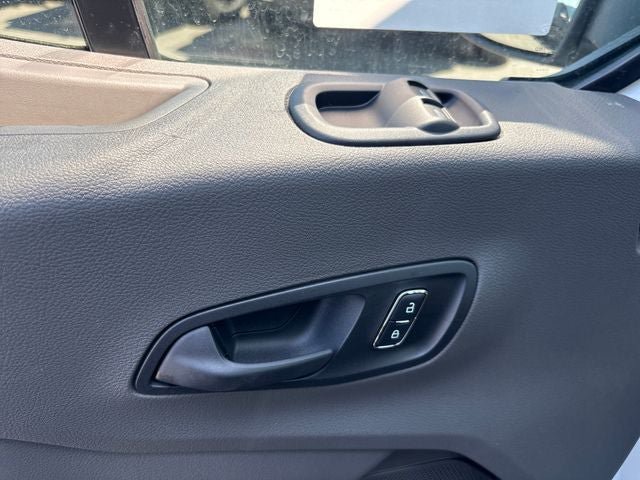 New 2026 Ford Transit 250 148 Medium Roof RWD image 17