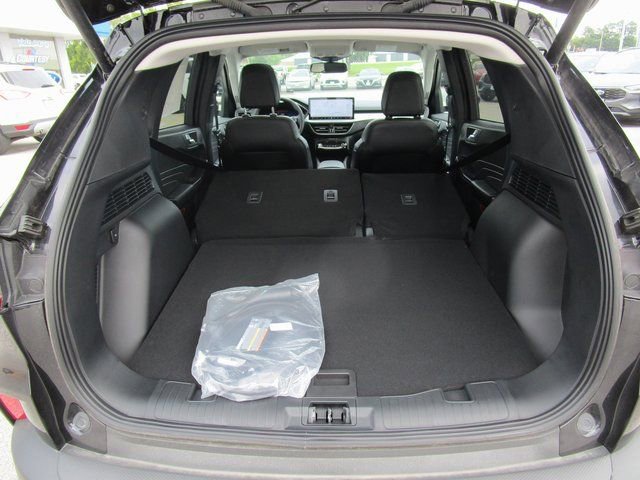New 2024 Ford Escape SE w/ PHEV Premium Package image 14