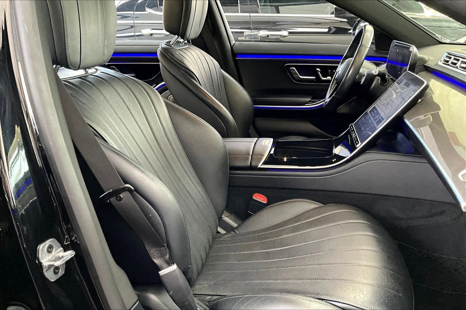 Certified 2022 Mercedes-Benz S 500 4MATIC w/ AMG Line Package image 9