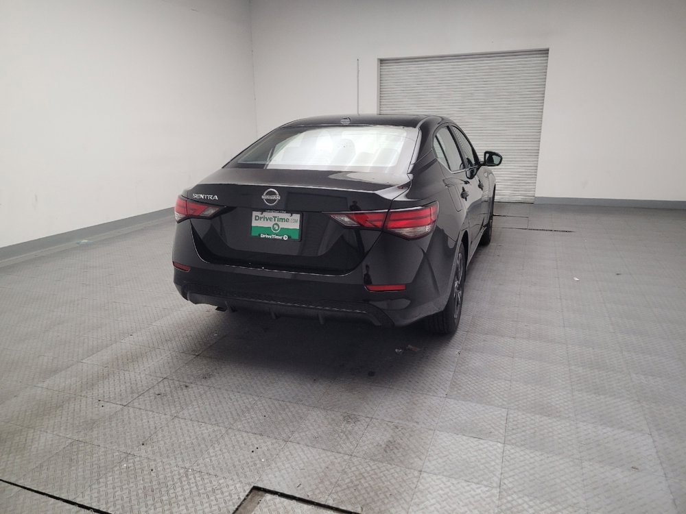 Used 2025 Nissan Sentra SV image 7