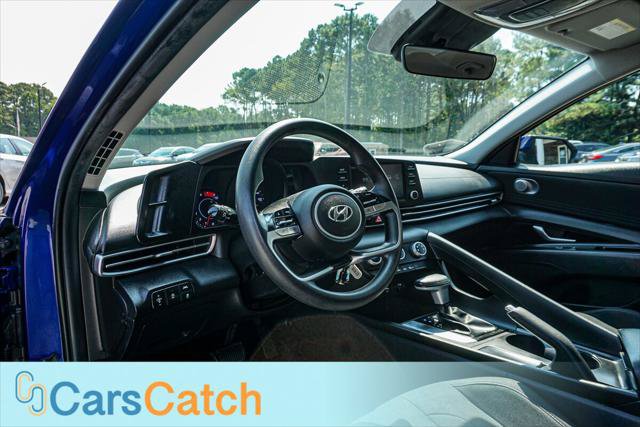 Used 2023 Hyundai Elantra SE FWD image 18