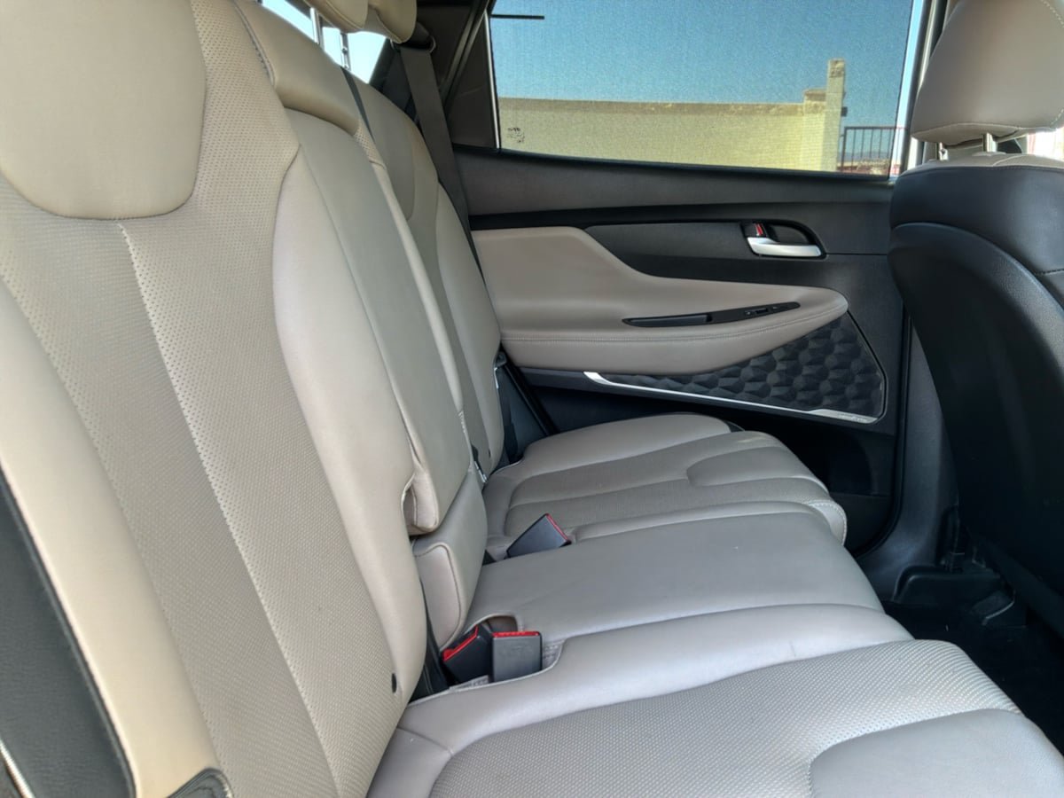 Used 2023 Hyundai Santa Fe Limited AWD/4WD image 20