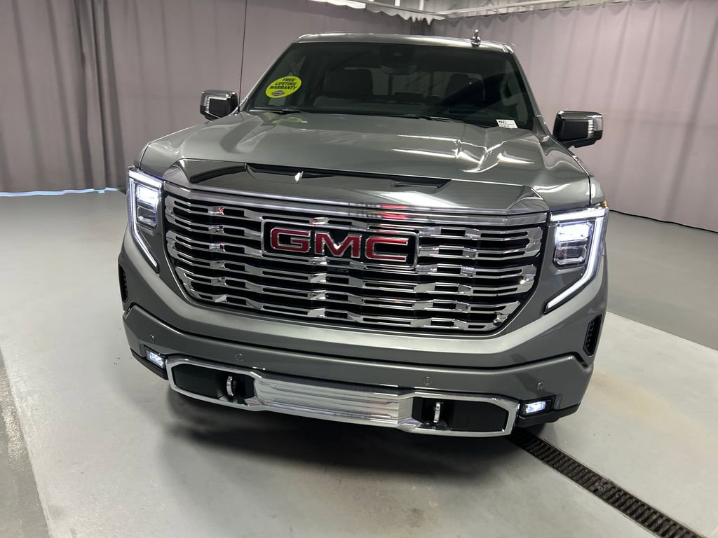 New 2026 GMC Sierra 1500 Denali image 2