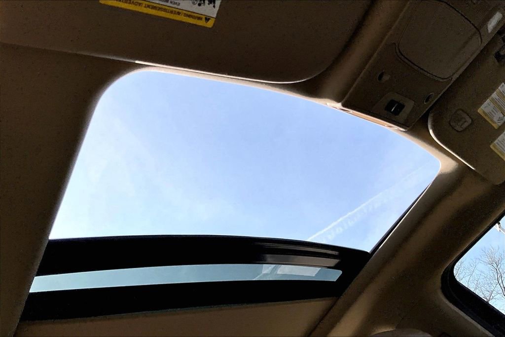 Used 2019 Ford F150 Lariat image 22