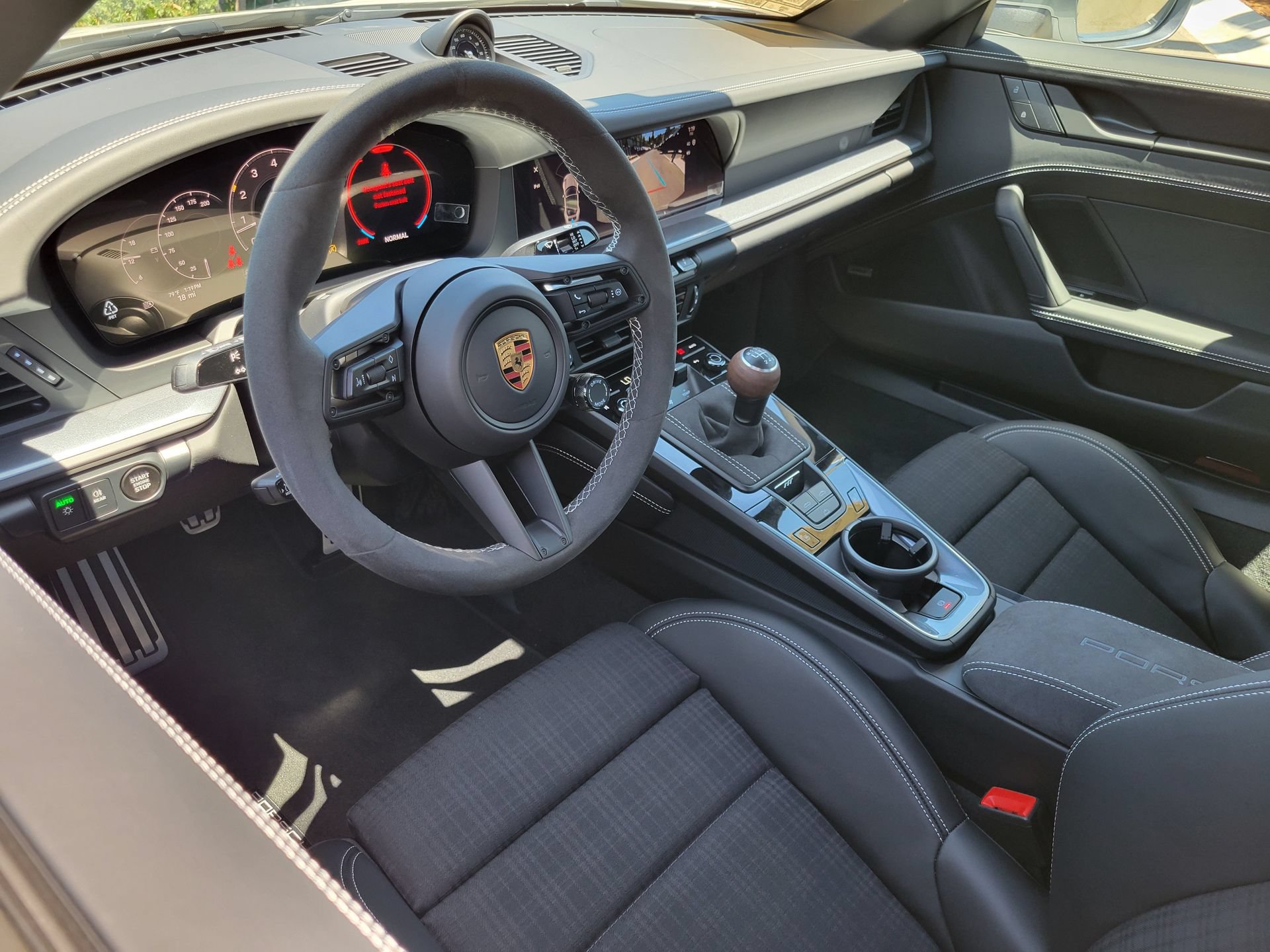 New 2026 Porsche 911 Carrera T RWD image 12