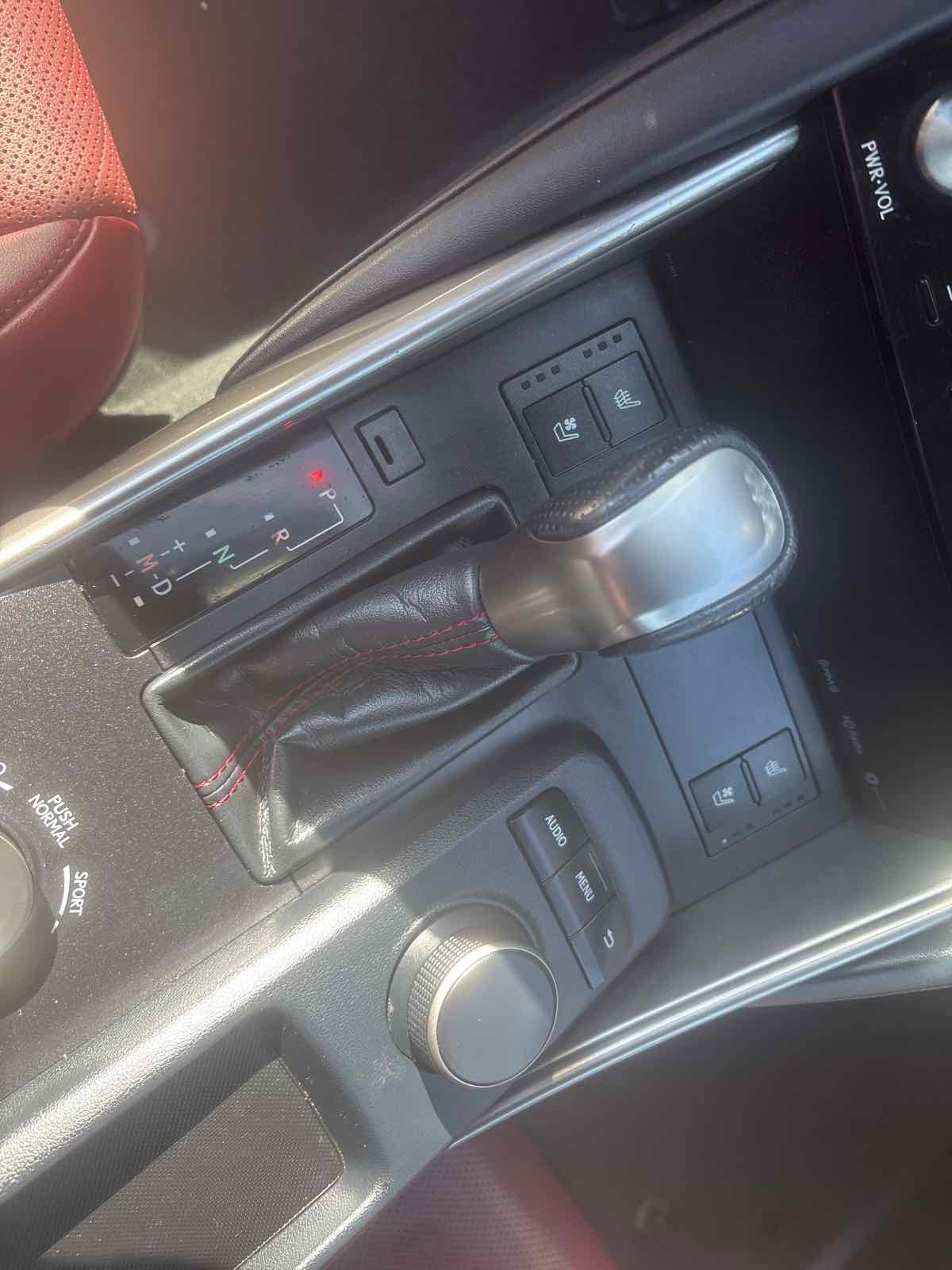 Used 2018 Lexus IS 300 image 18