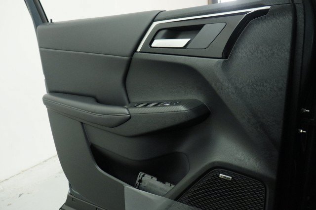 New 2026 Mitsubishi Outlander SE FWD image 15
