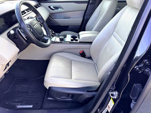 Used 2018 Land Rover Range Rover Velar R-Dynamic SE image 13