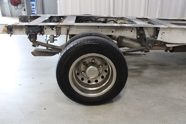 Used 2018 Ford Transit 350 138 DRW RWD image 25