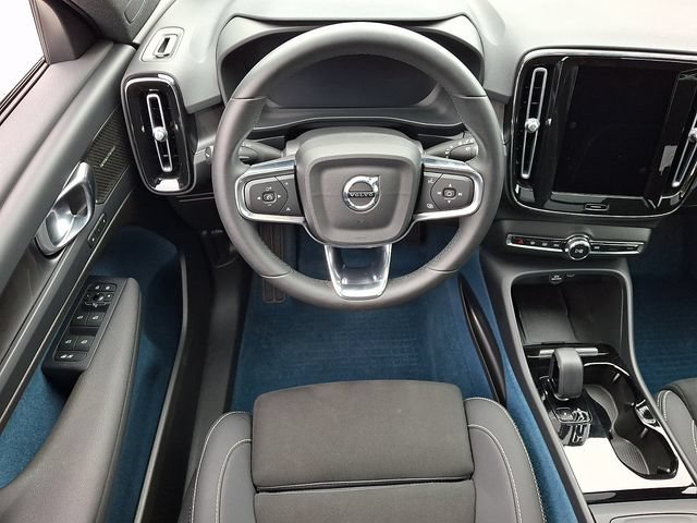 Certified 2023 Volvo XC40 Recharge Ultimate w/ Protection Package Premier AWD/4WD image 12