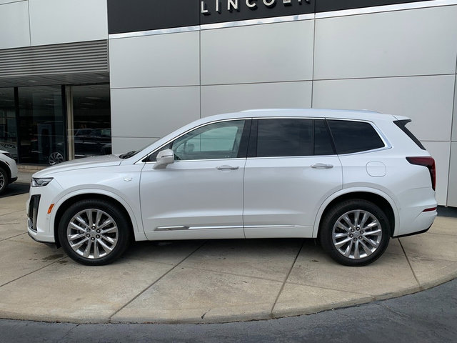 Used 2020 Cadillac XT6 Premium Luxury image 2