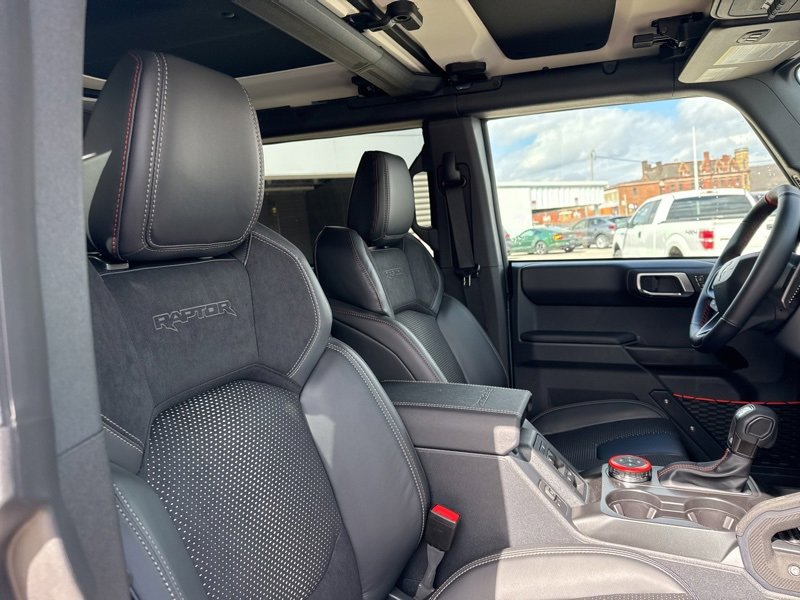 New 2025 Ford Bronco Raptor image 16