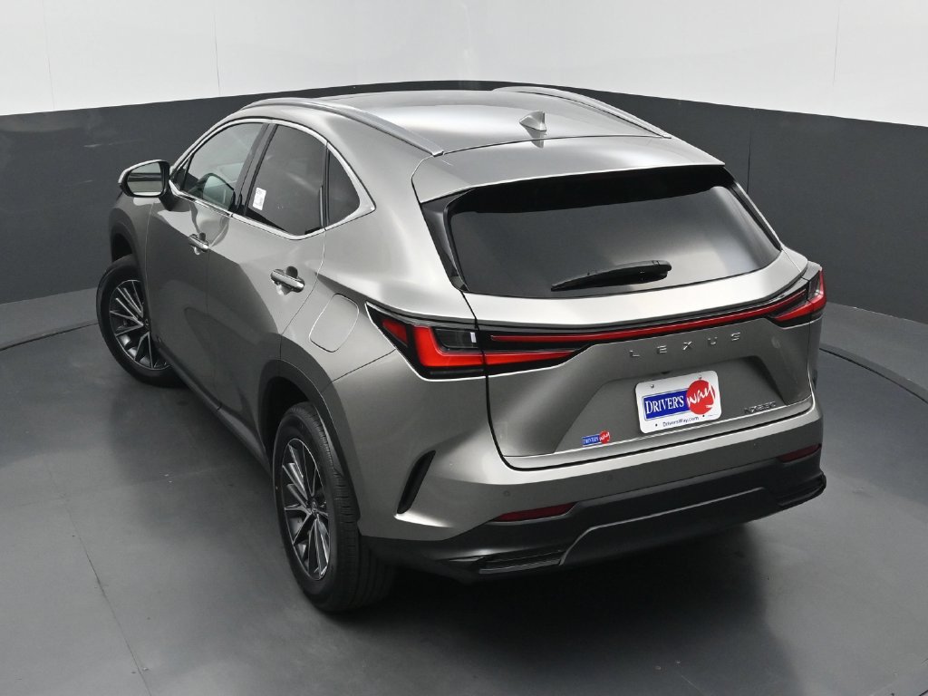 Used 2025 Lexus NX 250 FWD w/ Cold Area Package image 33