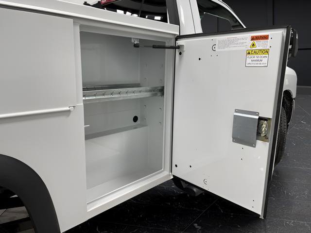 New 2024 RAM 2500 Tradesman w/ Chrome Appearance Group image 7