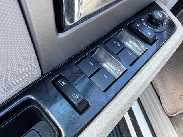 Used 2013 Ford Expedition Limited AWD/4WD image 19