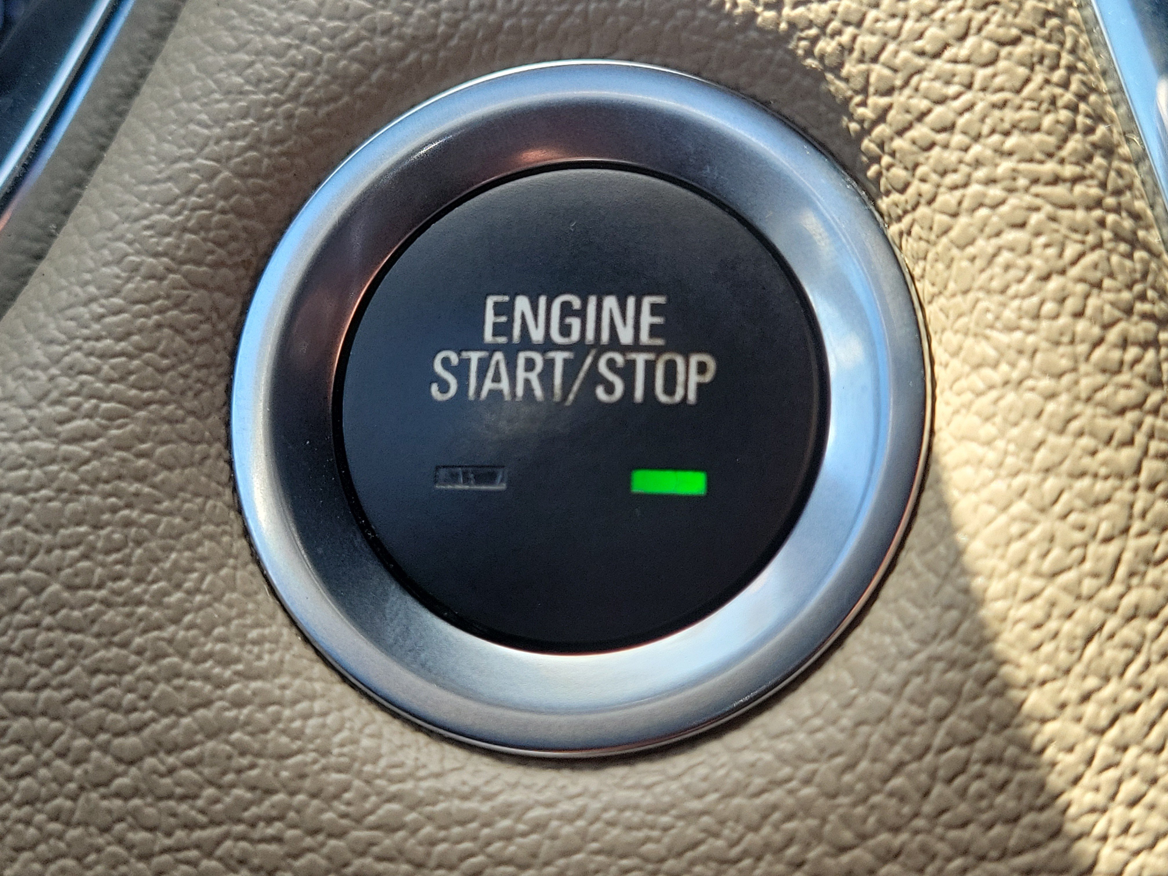 Used 2023 Chevrolet Traverse LS FWD image 23