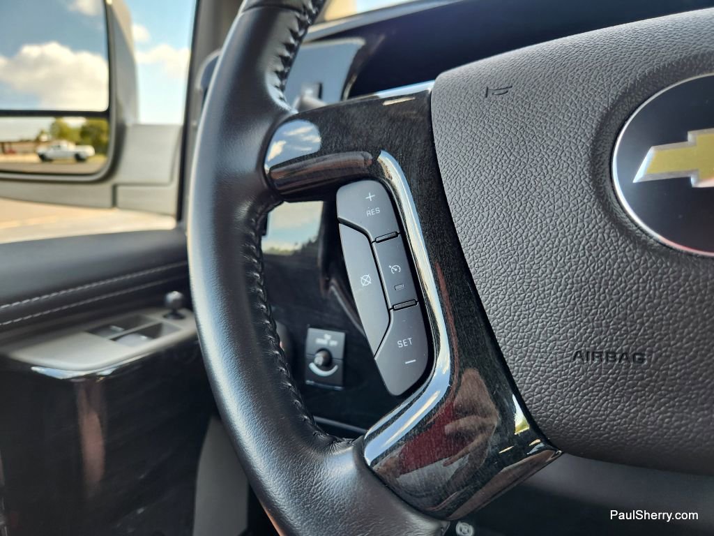 Used 2023 Chevrolet Express 2500 image 40