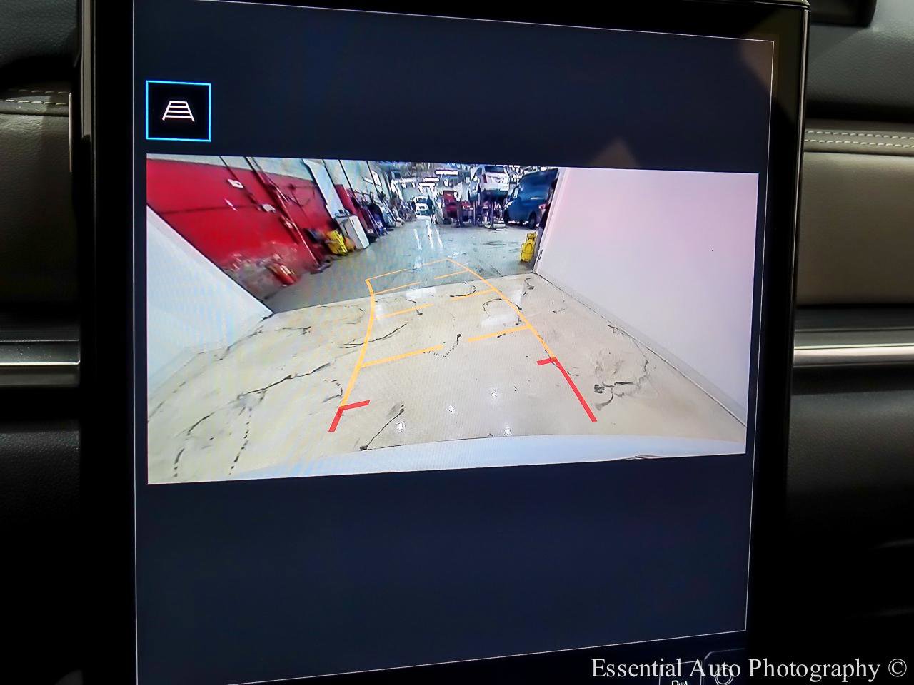 Used 2025 GMC Terrain Elevation image 21