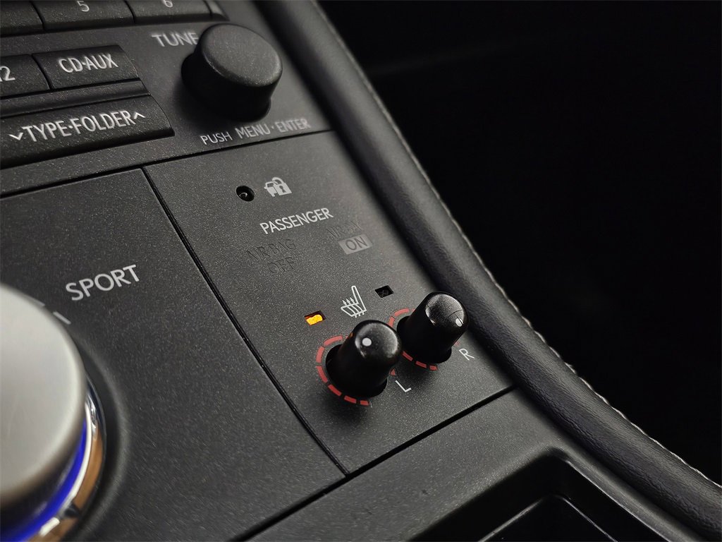 Used 2011 Lexus CT 200h image 35