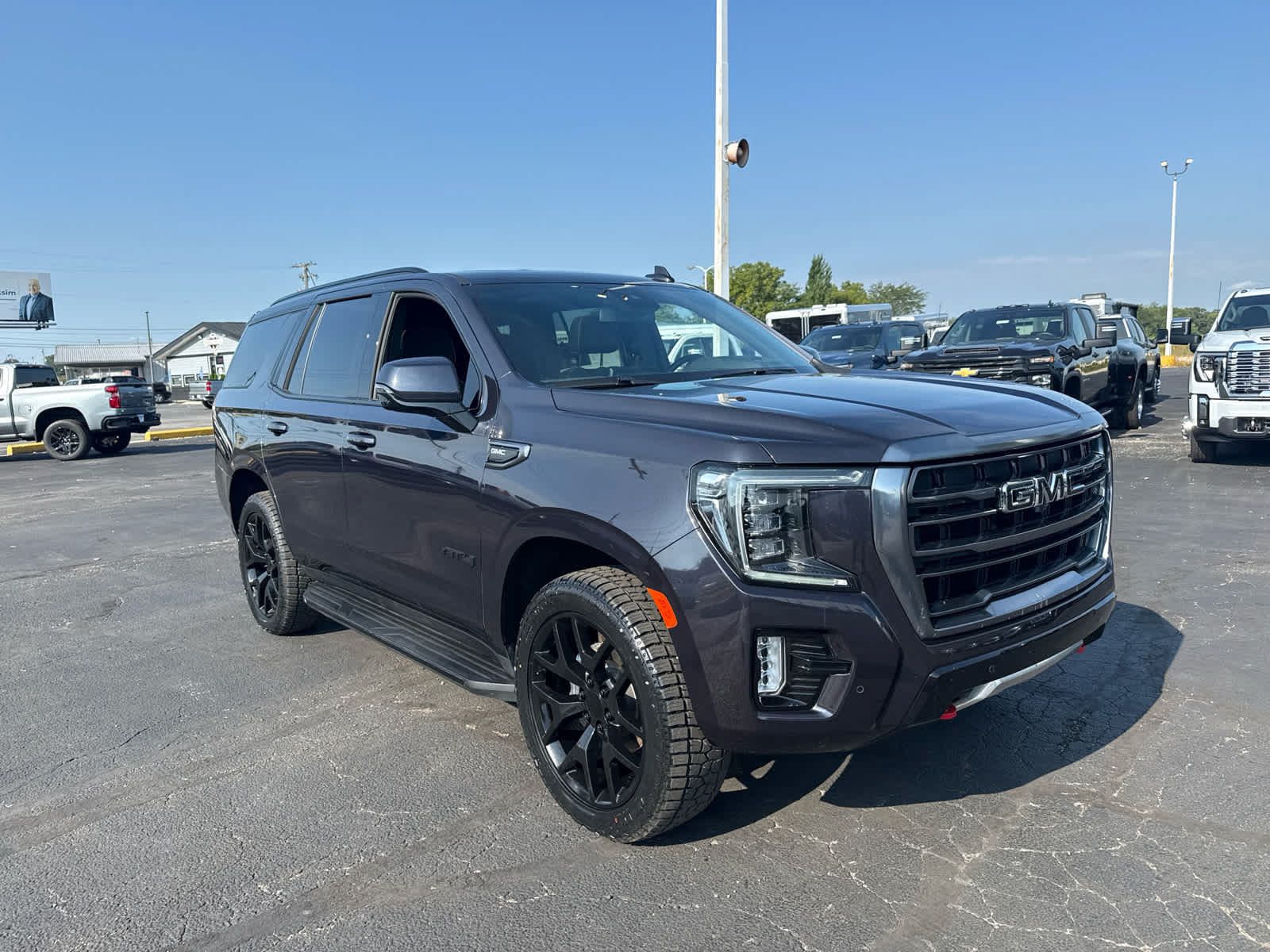 Certified 2024 GMC Yukon AT4 w/ Technology Package AWD/4WD image 7