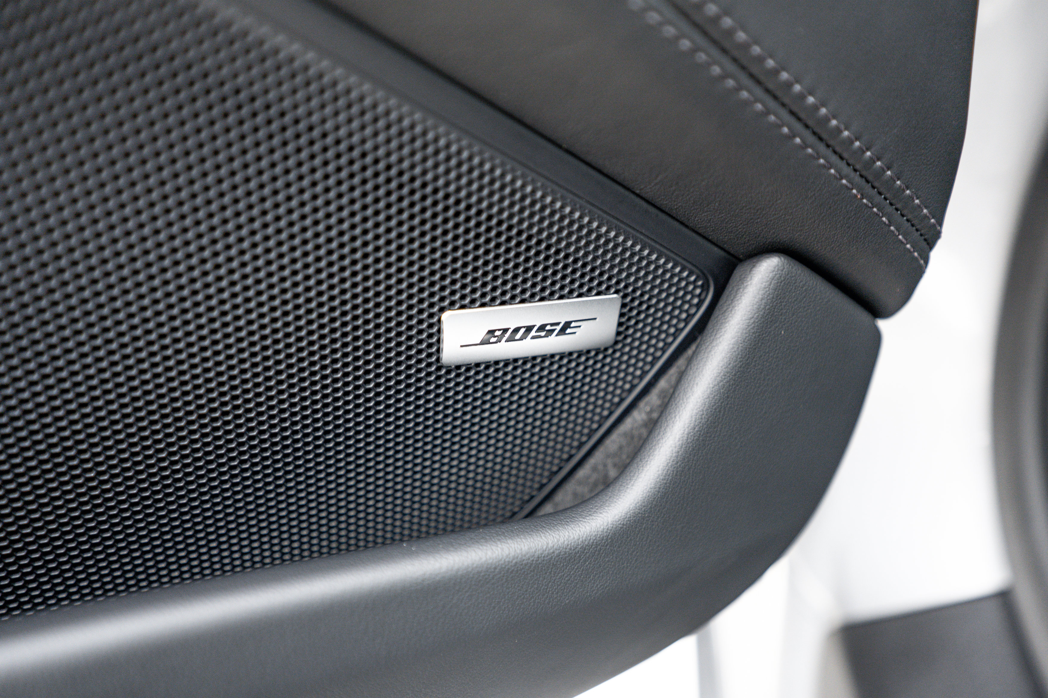 Certified 2025 Porsche 911 Carrera RWD image 21