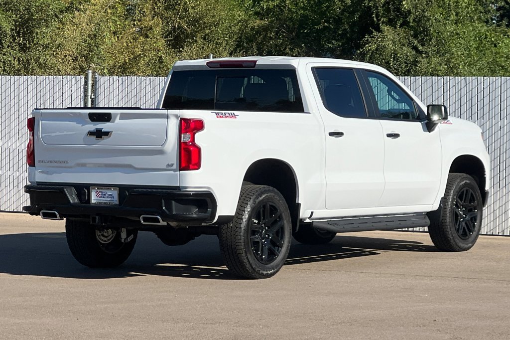 New 2026 Chevrolet Silverado 1500 LT Trail Boss w/ Convenience Package II image 4
