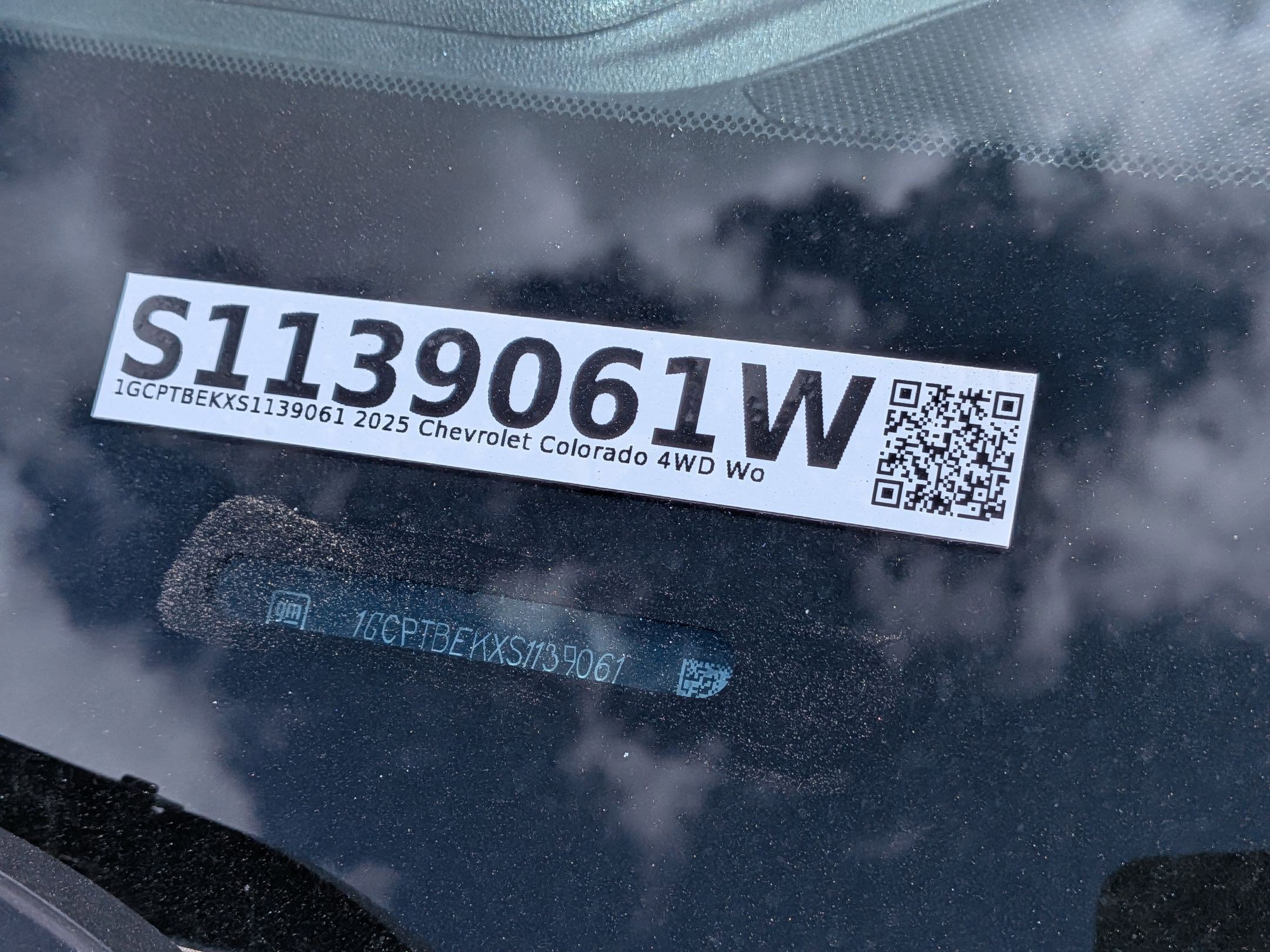 Used 2025 Chevrolet Colorado W/T w/ WT Convenience Package II image 35