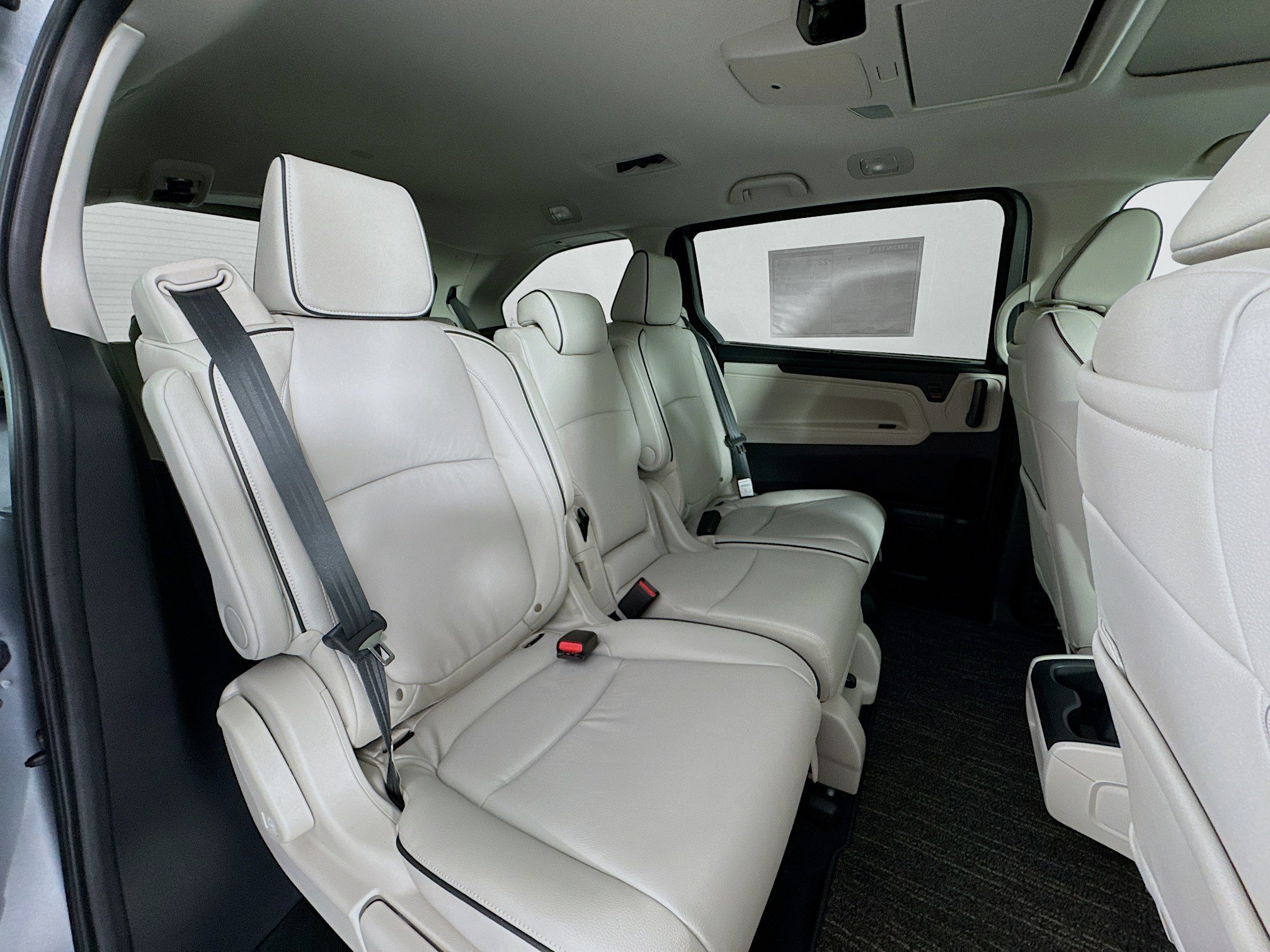 New 2026 Honda Odyssey Touring image 30