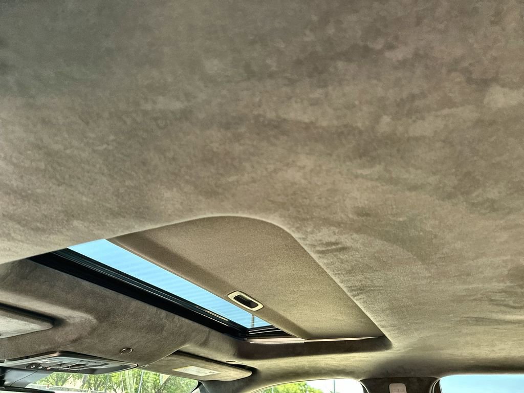 Used 2025 GMC Sierra 2500 AT4X image 19