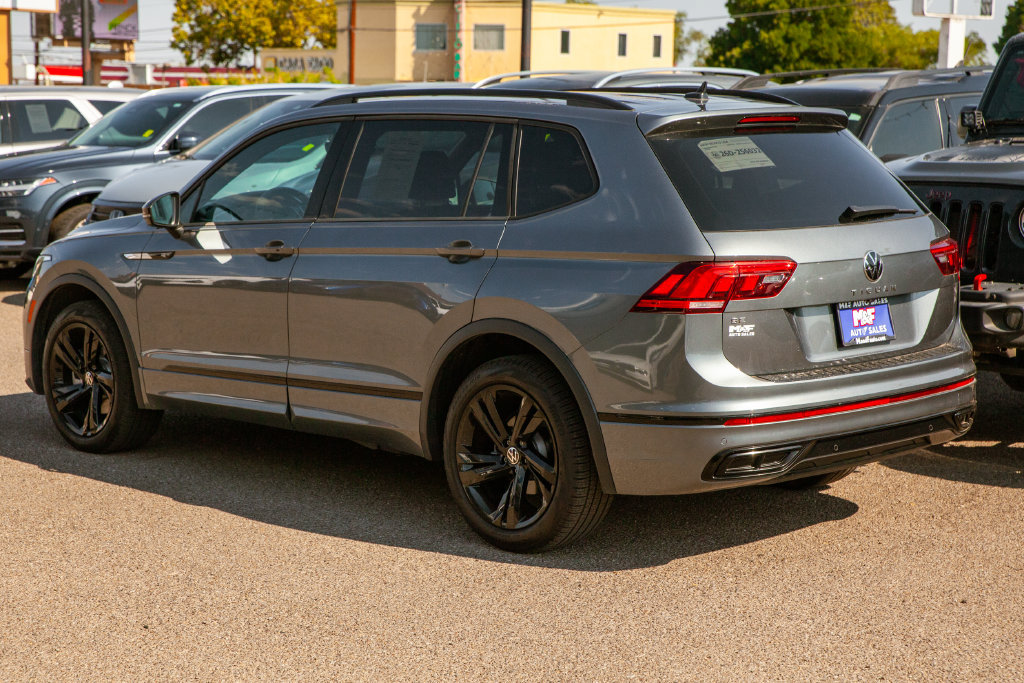 Used 2023 Volkswagen Tiguan SE R-Line FWD image 7
