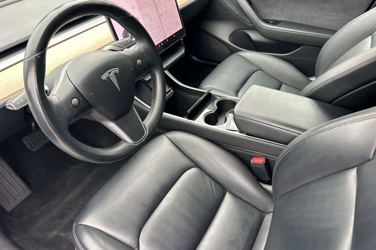 Used 2018 Tesla Model 3 image 11