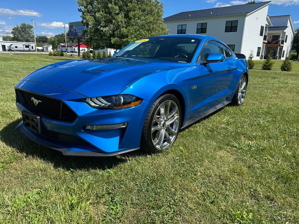 Used 2019 Ford Mustang GT Premium w/ Equipment Group 401A RWD image 7