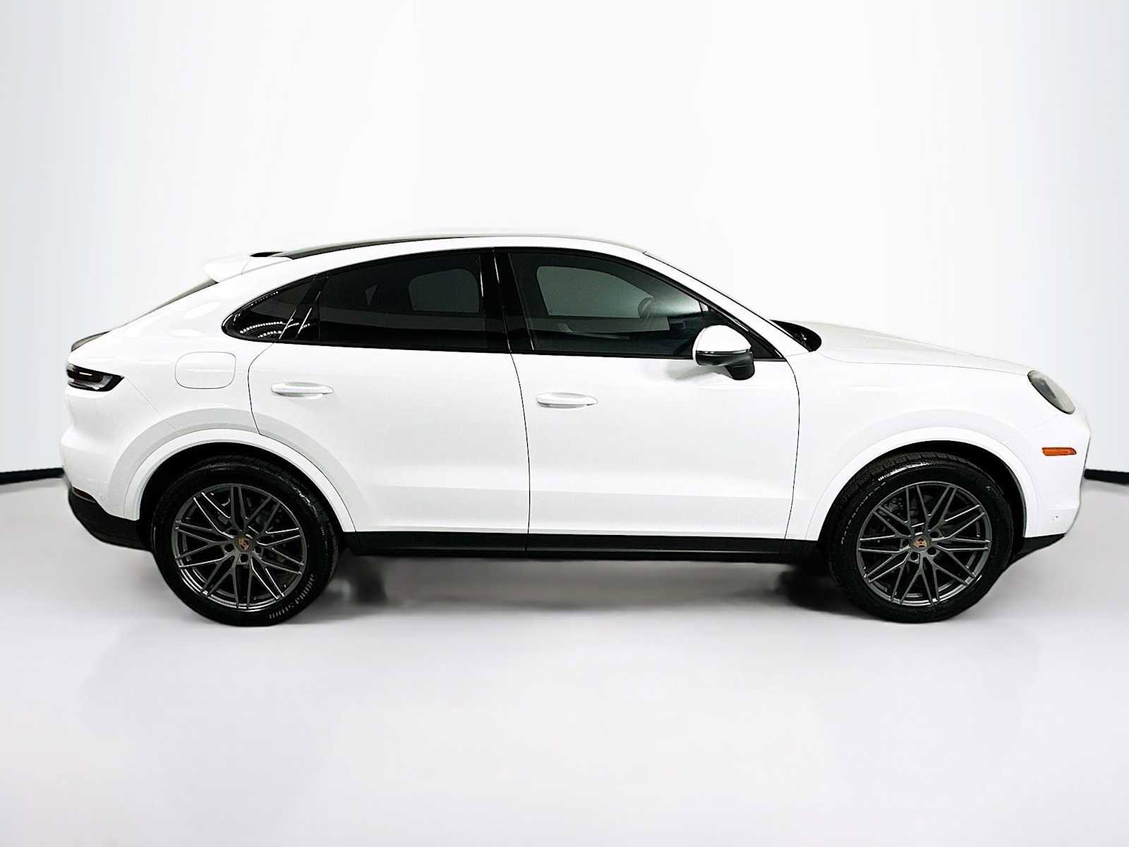 New 2026 Porsche Cayenne Coupe image 8