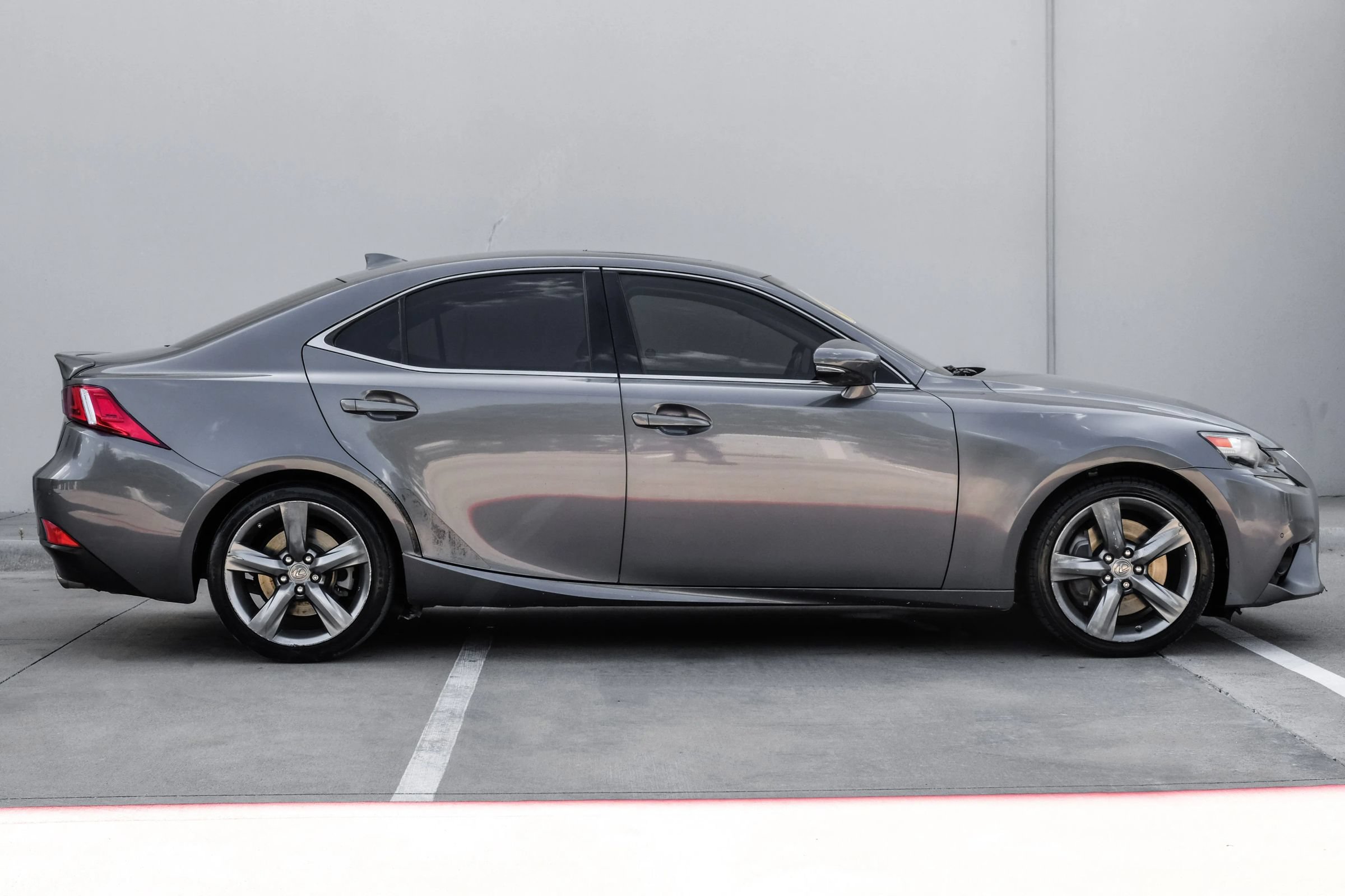 Used 2015 Lexus IS 350 w/ Navigation System Package RWD image 3