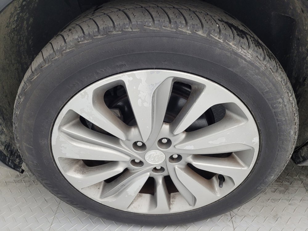 Used 2018 Buick Encore Preferred FWD image 31