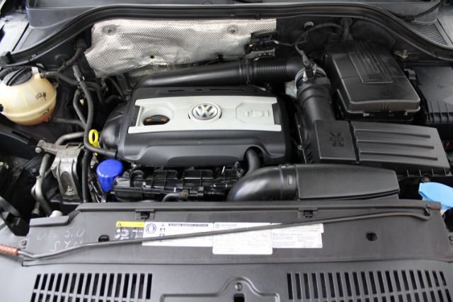Used 2013 Volkswagen Tiguan S AWD/4WD image 24