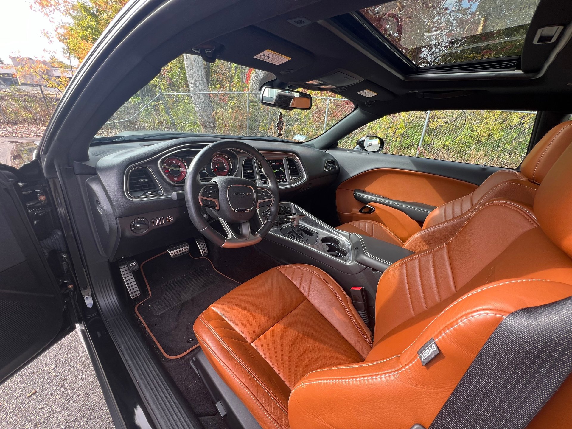 Used 2017 Dodge Challenger SRT Hellcat image 24