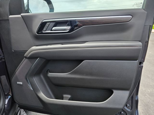 New 2026 Chevrolet Tahoe Premier w/ Sun And Tow Package AWD/4WD image 23