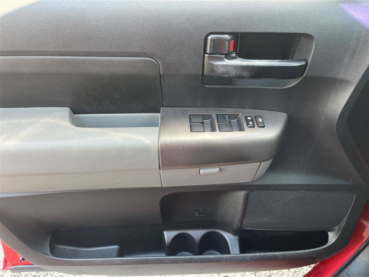 Used 2013 Toyota Tundra 2WD CrewMax w/ SR5 Pkg image 20